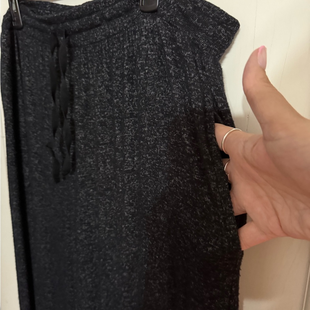 NEW!! Donna Karan 4 Piece Sleep/Lounge Set - Picture 16 of 16